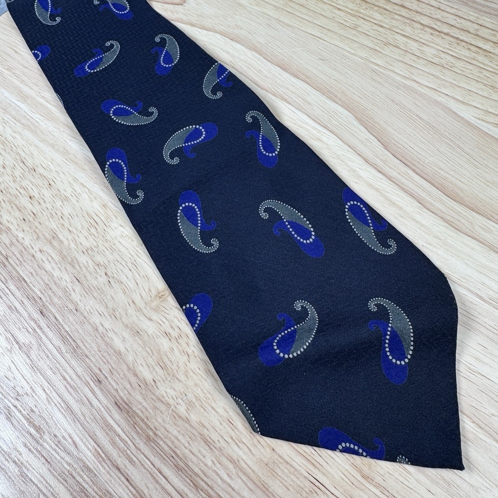 Giorgio Armani Cravatte‎ Tie Blue Paisley Floral Made in Italy Luxury Old Money